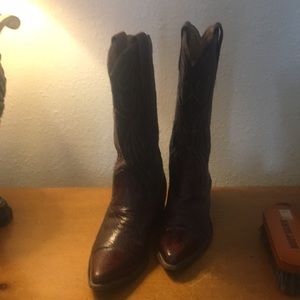 Ladies unbranded shark skin boots